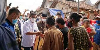 Petrokimia Gresik Bantu 1.000 Paket Sembako Korban Gempa Bumi Malang