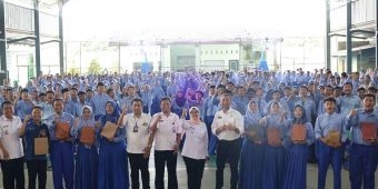 Kominfo Goes To School Hadir di SMAN 1 Srengat, Bupati Blitar: Manfaatkan Medsos yang Baik dan Bijak