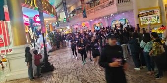 Dino Night Run Sukses, Lari Malam Lintasi Jawa Timur Park 3