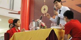 Mendidik Karakter Siswa dengan Etika Makan