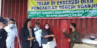 Tanah dan Bangunan di Warujayeng Dieksekusi PN Nganjuk