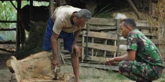 Berkesempatan Belajar Ukir Kayu Gembol