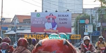 Sebar Baliho Gus Yani-Bu Min, IWNU Gresik Dukung 'NIAT Jilid 2' Dilanjutkan