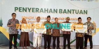  Ramadhan 2023, Petrokimia Gresik Beri Bantuan untuk Pengurus Tempat Ibadah, Ponpes dan Panti Asuhan