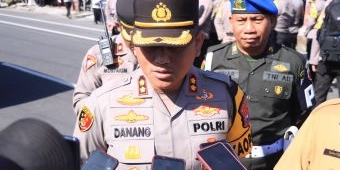 Bukan Main! H-1 Coblosan, Oknum Caleg di Blitar Digerebek Warga Tengah Malam Gegara Lakukan ini