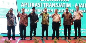 Bupati Gresik dan Sekdaprov Launching Aplikasi Trans Jatim Ajaib