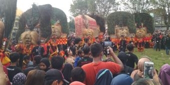 Gegara Diklaim Negara Tetangga, Paguyuban Reog Gelar Demo di Alun Alun Ambulu Jember