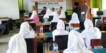 30 Siswa Al Mustawa Soko Terima Pelatihan Jurnalistik dari RPS