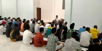 Santuni 70 Relawan Ikfina-Gus Barra yang Meninggal, Kiai Asep: Jangan Ada Jual Beli Jabatan