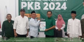 Kepala BPKAD Lamongan Daftar Cabup Lewat PKB dan PDIP