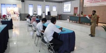 DPUTR Gresik Adakan Pembekalan Sertifikasi Tenaga Konstruksi Via Daring