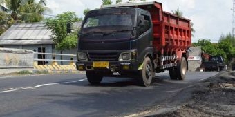 Belasan Titik Jalur Pantura Situbondo Bergelombang, Potensi Kecelakaan Arus Mudik Tinggi