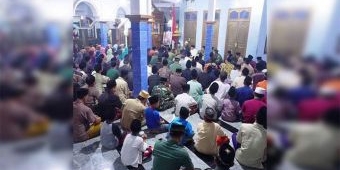 Kodim Tulungagung Gelar Sholat Tarawih Bersama Santri Ponpes Al-Badru Alaina