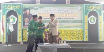 KH Tolchah Hasan Minta Pergunu Gresik Perbaiki Manajemen Pendidikan, Ponpes dan Masjid