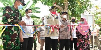 HUT Ke-76 RI, Pemkab Lamongan Kado Warga Desa Balun Jalan Mulus