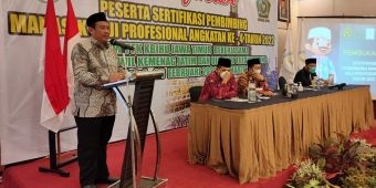 Kakanwil Kemenag Jatim Tekankan 4 Kompetensi yang Harus Dimiliki Pembimbing Manasik Haji