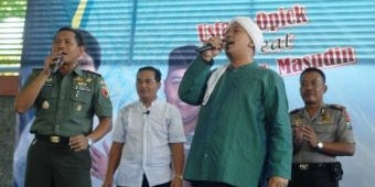 Opick Ajak Keluarga dan Pasien Tuna Rungu Rajin Bersalawat