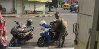 Nyaru Kurir Barang, Handphone 33 Unit di Toko Sidoarjo Diembat Sekaligus