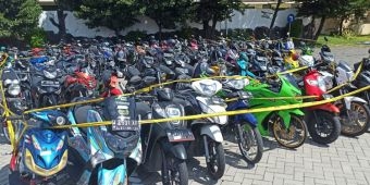 Tak Juga Diambil, Ratusan Motor Hasil Razia Hiasi Kantor Satlantas Polresta Sidoarjo