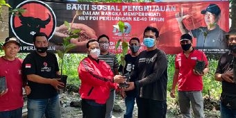 Gandeng ARPL, PDI Perjuangan Kediri Lanjutkan Aksi Tanam Pohon di Sumber Air