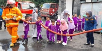 Pemkab Pamekasan Sosialisasikan Profesi Penanganan Pemadam Kebakaran pada Anak Usia Dini