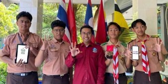 Tingkatkan Kesehatan, Anggota Pramuka SMAN 3 Sidoarjo Ciptakan Aplikasi SEGAR