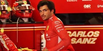 Alpine Siap Bersaing Dapatkan Tanda Tangan Carlos Sainz Jr.