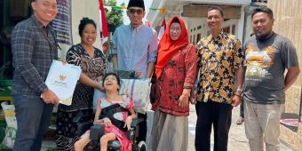 Baznas Sidoarjo Berikan Bantuan untuk Penderita Cerebral Palsy