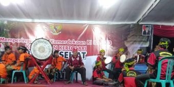 Kuntulan Caruk Meriahkan Pentas Peringatan HUT Kemerdekaan RI