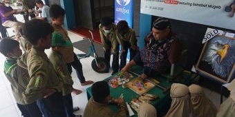 Peduli Difabel, SD Muhammadiyah 1 GKB Gelar Pameran Lukisan dan Galang Donasi