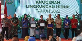 DLH Berikan Penghargaan kepada Masyarakat Kota Batu