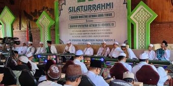 Puluhan Kiai Kharismatik dari 9 Cabang Idaroh Syubi'ah se-Tapal Kuda Berkumpul di Ponpes Nurul Qodim