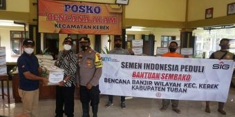 Peduli Warga Terdampak Banjir Bandang, SIG Salurkan Ribuan Semen dan Sembako