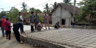 Tak Sesuai Bestek, DPRD Blitar Sebut Proyek Peningkatan Jalan Rawan Ambyar