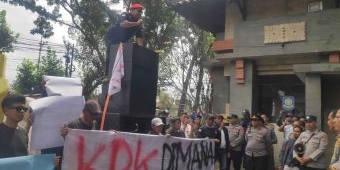 Anggap Bupati Gagal Jalankan Program UHC, Grib Jaya Malang Gelar Demo