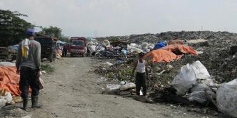 2019, DPRD Gresik Wajibkan DLH Sudah Punya TPA Sampah