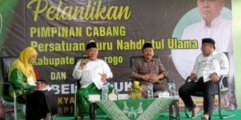 Guru SMP Swasta Jadi Guru Besar, Kiai Asep: Jangan Kecil Hati Karena Miskin 