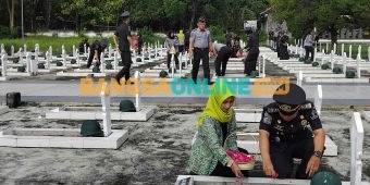 Lanjutkan Peringatan HBP ke-60, Rutan Magetan Gelar Tabur Bunga ke Taman Makam Pahlawan