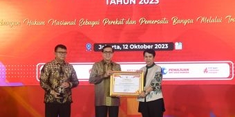 Menkumham Anugerahkan 57 Anggota JDIHN Terbaik Tahun 2023