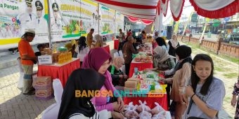 GPP di Pasar Tani Banjaragung Mojokerto, Sejumlah Komoditas Bahan Pangan Pokok Diserbu Emak-Emak