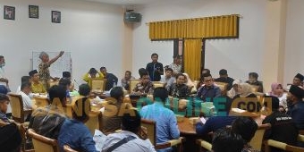 Disperta-KP Sampang Ngaku Tak Tahu Soal Kosongnya Jatah Pupuk Subsidi di Kios