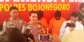 Kuras Harta Benda Majikannya, Dua Orang asal Kanor Bojonegoro Dikecrek Polisi