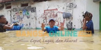 Bupati Ungkap Banjir di Sampang Karena Kapasitas Sungai Tidak Memadai