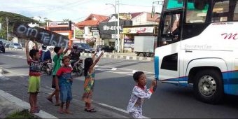 Berburu Telolet, Malah Bahayakan Keselamatan