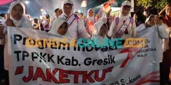 Ikuti Karnaval Budaya, Wakil Bupati Gresik Pakai Seragam SD