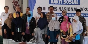 PWI Jatim Gelar Baksos dan Eksibisi Bulutangkis di Kediri