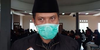 ​Dua Hari Jelang Pilbup, Seorang Pria di Blitar Diduga Lakukan Money Politics