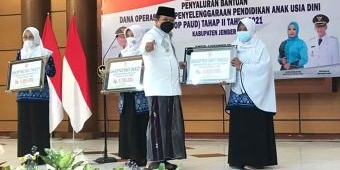 Bupati Jember Salurkan BOP PAUD Tahap II Anggaran 2021 Senilai Rp18 Miliar