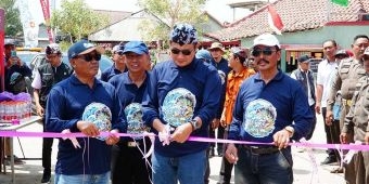 Bupati Yuhronur Tegaskan Eksistensi Desa Labuhan sebagai Pemasok Ikan Kerapu di Jawa Timur