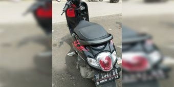 Diparkir di Teras Rumah, Motor Warga Ngawen Gresik Digondol Maling